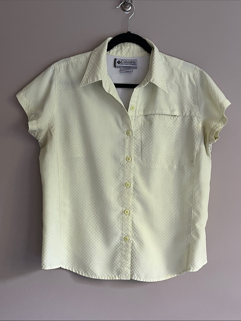 Columbia Sportswear Titanium short-sleeve button-up technical yellow shirt large